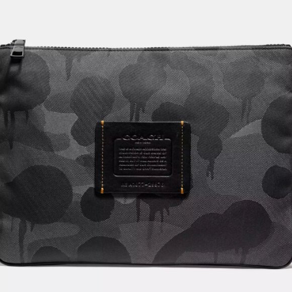 COACH  Large Multifunctional Pouch With Camo Print - Picture 1 of 6